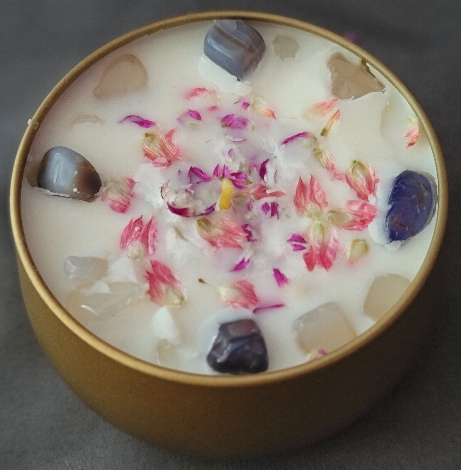 Handmade Spiritual Reiki Infused Candles soy wax, essential oil,crystals & herbs